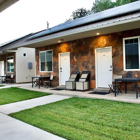 Bunkhouse 5B With Shady Porch Villa La Verkin Exterior photo